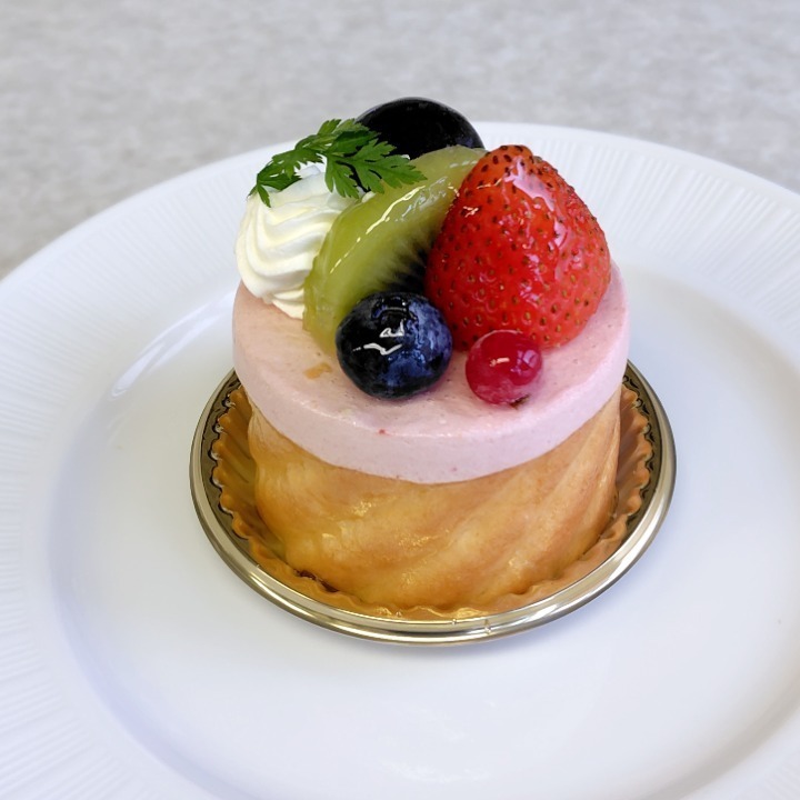 シャルロットフリューイ